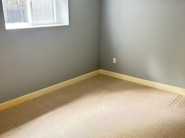 32 Maple Ct #BASEMENT — Photo 5
