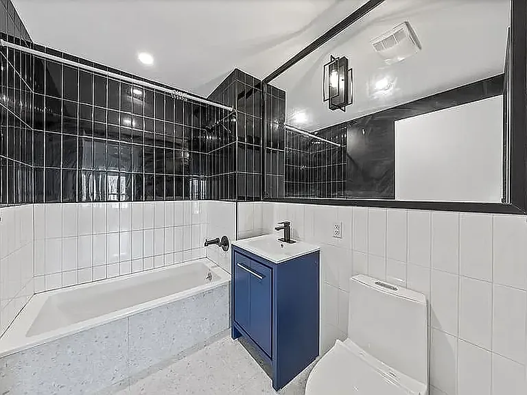 1042 President St #6B — Photo 7