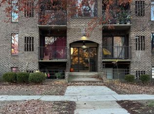 13 Silverwood Cir APT 12, Annapolis, MD 21403