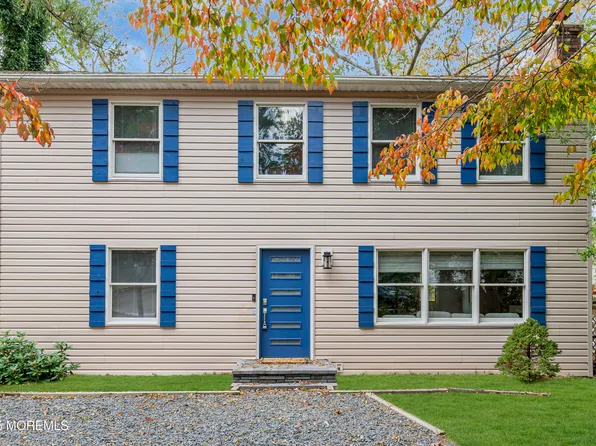 58 Flipper Avenue, Manahawkin, NJ 08050