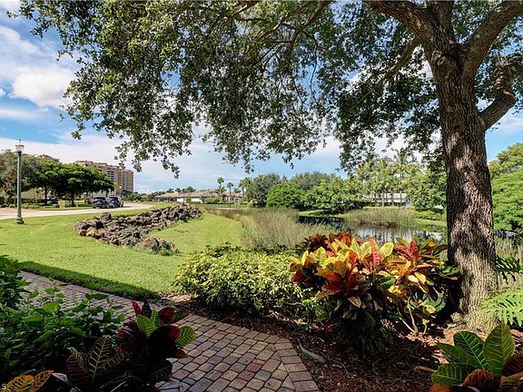 3rd image of 5933 Tarpon Gardens Cir APT 201