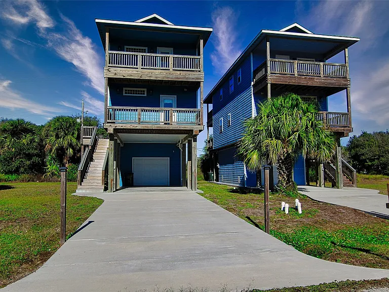 14146 Miramar Dr — Photo 1