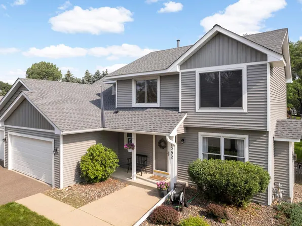 1392 Interlachen Cir, Woodbury, MN 55125