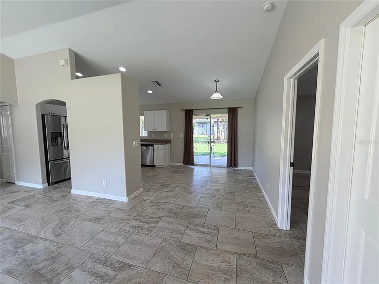 3175 Wentworth St — Photo 9