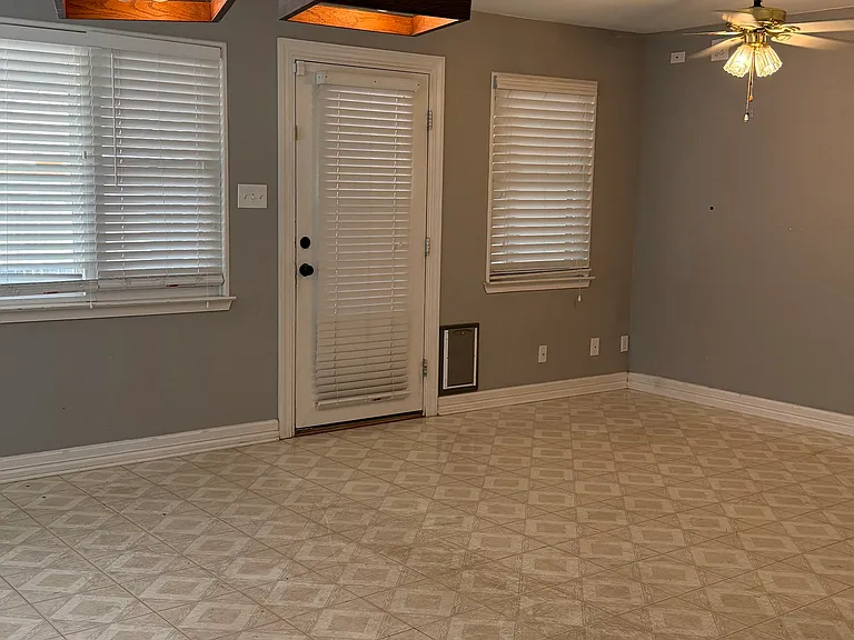 2602 Wydewood Dr — Photo 16
