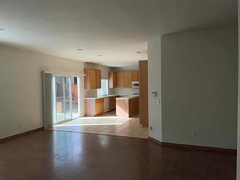 12661 Luna Rd — Photo 6