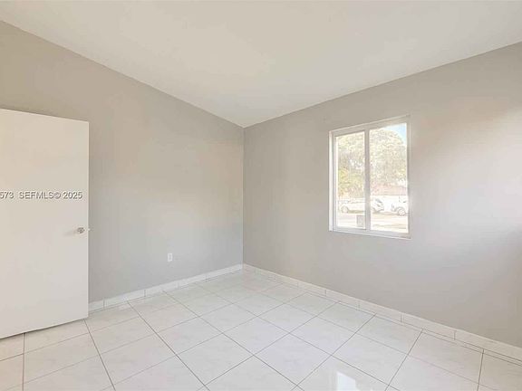 2nd image of 3510 SW 39th St