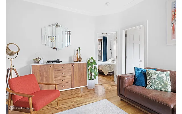 Sold by Douglas Elliman | media 18