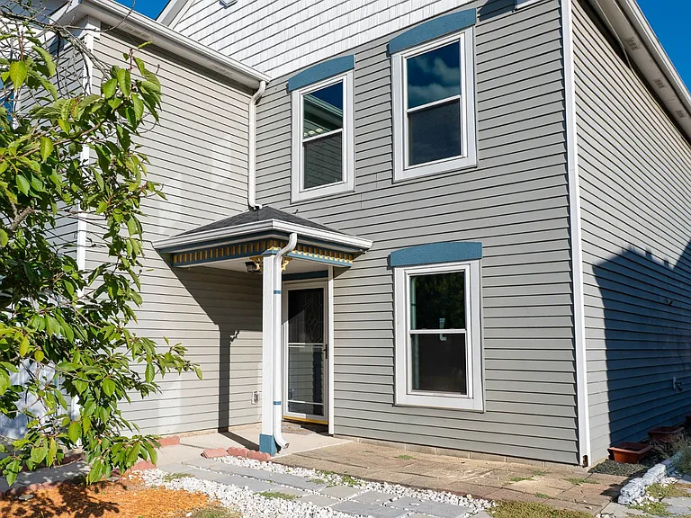 2887 Ludwig Dr — Photo 4