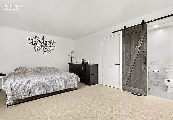 3rd image of 102 Neptune Ln #15102