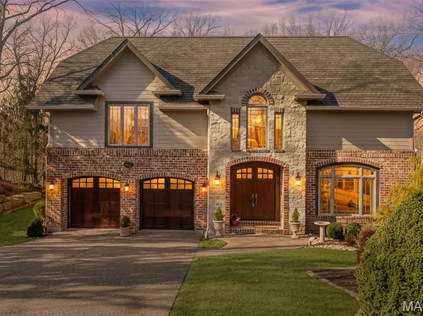 3970 Autumn Farms Dr, Pacific, MO 63069