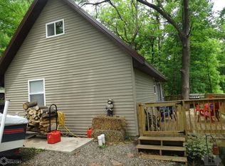 2324 S Lakeshore Dr, Brooklyn, IA 52211