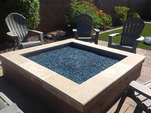 Gas firepit