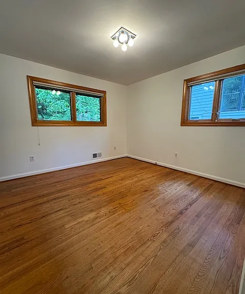6506 Callander Dr — Photo 9