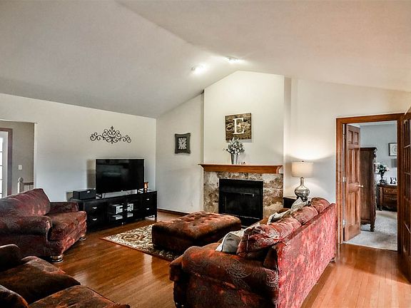 5th image of 14680 Donnalynn Dr