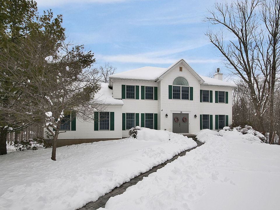1st image of 18 Hidden Glen Dr