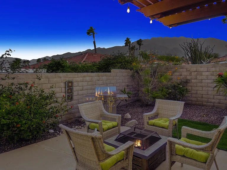 1457 E Adobe Way — Photo 25