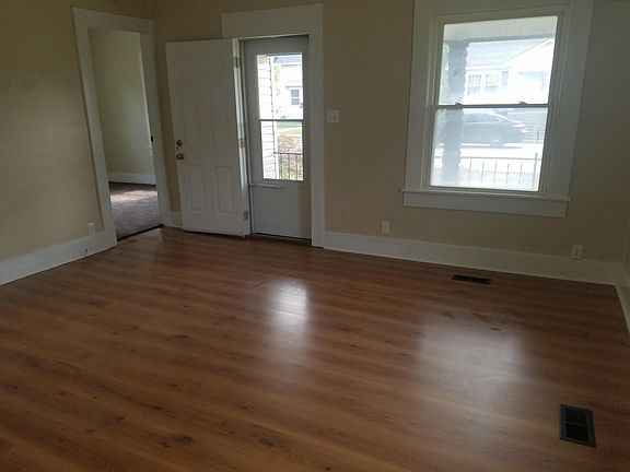 2nd image of 611 Indianapolis Ave