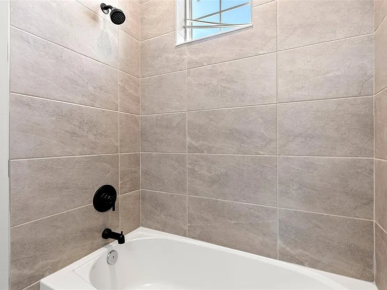 4333 Saltwater Pearl Way — Photo 24