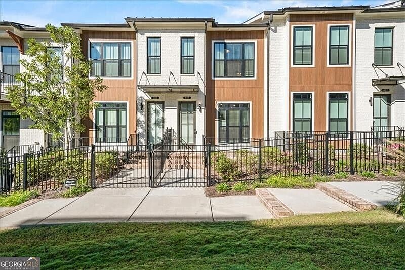 1st image of 405 Olmstead Way