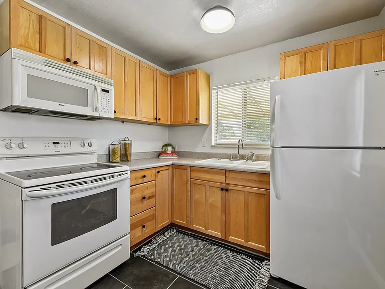 1291 Beeler St — Photo 5