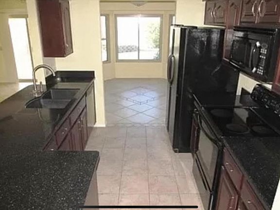 4th image of 3250 W Helena Dr