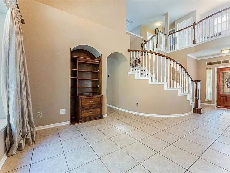182 N Wimberly Way — Photo 3