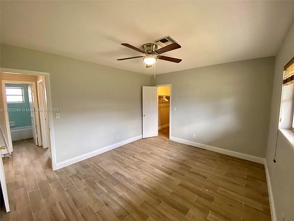 3rd image of 2641 SW 13th Ave #1