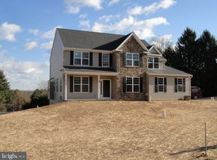 282 Buchert Rd, Gilbertsville, PA 19525