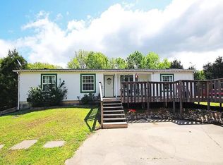 1076 Twelve Oaks Dr, Macks Creek, MO 65786