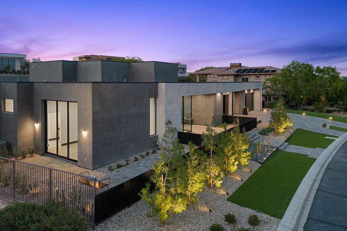 next background image