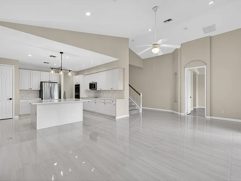 2237 SW Newport Isles Blvd — Photo 10