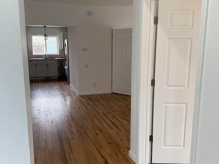 332 2nd St #332 — Photo 3