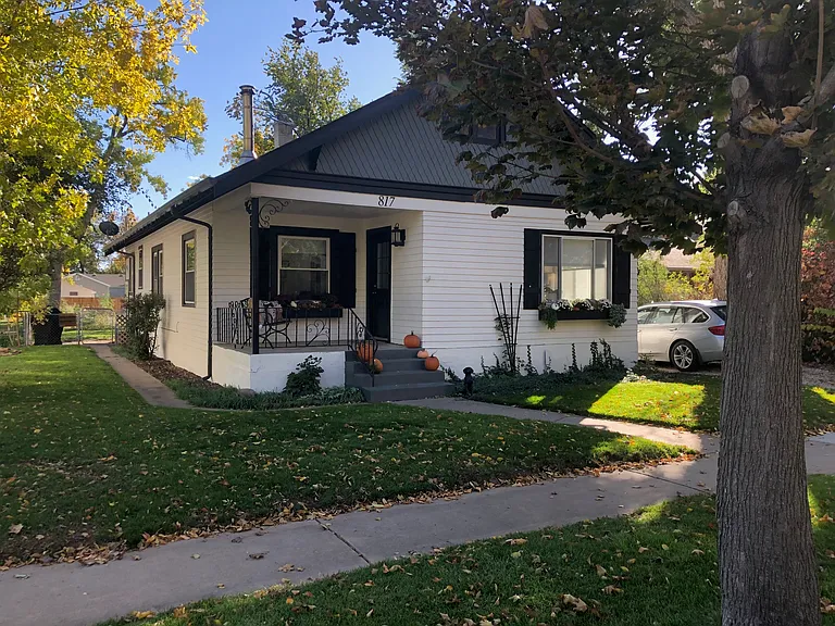 817 Walnut St — Photo 2