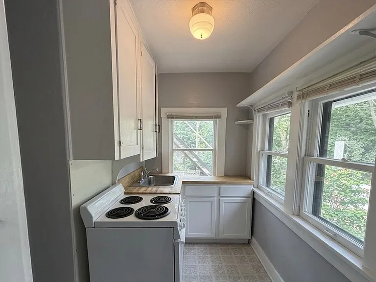 1641 Fairchild Ave #2 — Photo 7