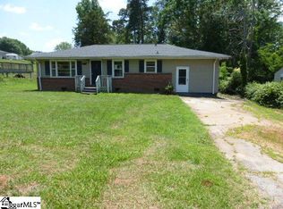 107 Redwood Dr, Greenville, SC 29611