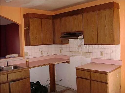 5th image of 183 Poinsettia Dr