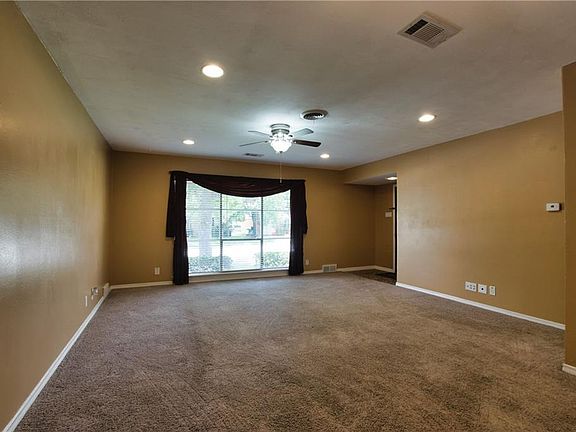 4th image of 1229 Oriole Ln