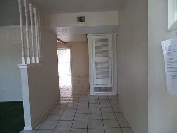 3rd image of 3315 Wedgewood Dr