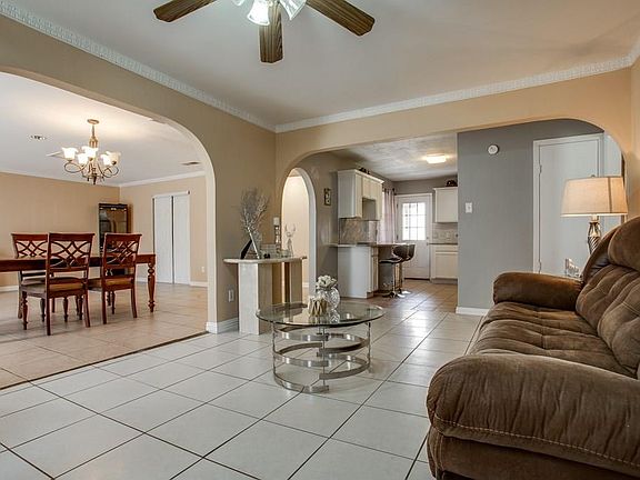 5th image of 4400 Sarazen Dr