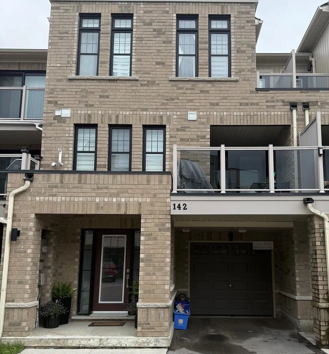 3 bed, $2,700 — Photo 1
