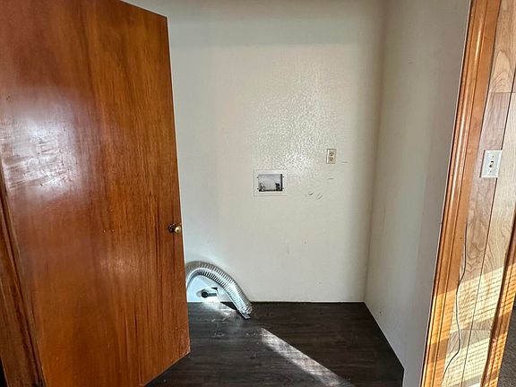 4th image of 107 Cypress St