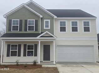 826 Schoolfield Dr, Sneads Ferry, NC 28460