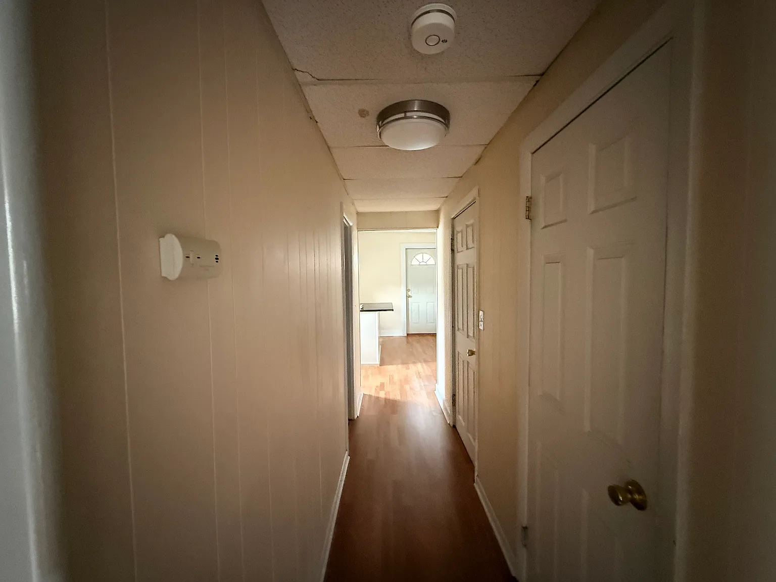 4 bed, $4,800 — Photo 1