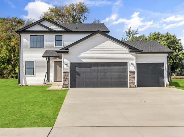 6502 NE Kendall Ave, Pleasant Hill, IA 50327