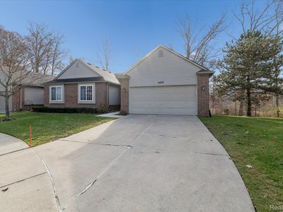 2607 S Moonglow Ct #35, Hartland, MI, 48353