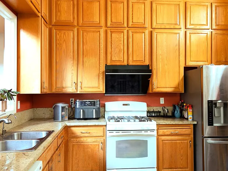 2052 Jamison Pl — Photo 5