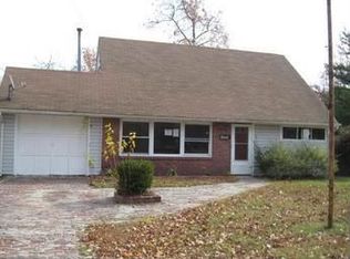 1825 Tulane Rd, Norfolk, VA 23518