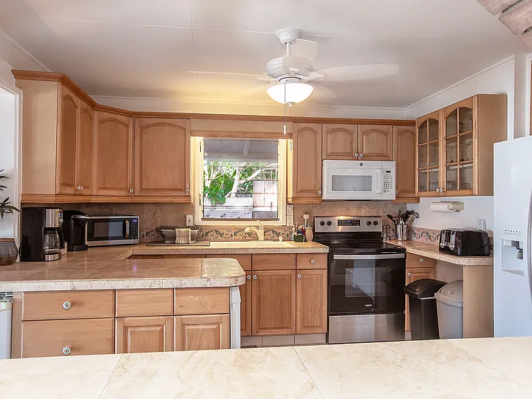 59-175 Ke Nui Rd #B — Photo 7