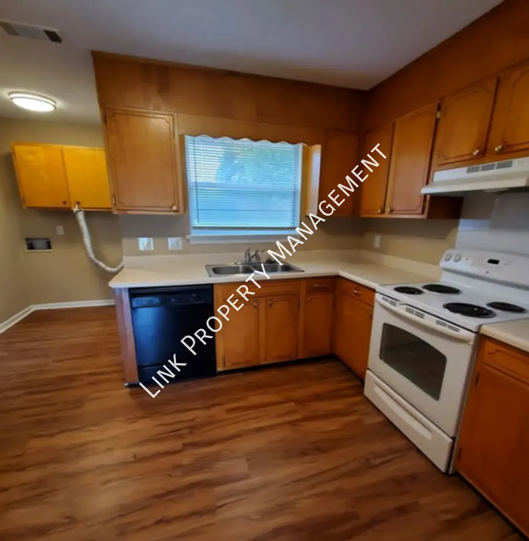 4911B Marylin — Photo 3
